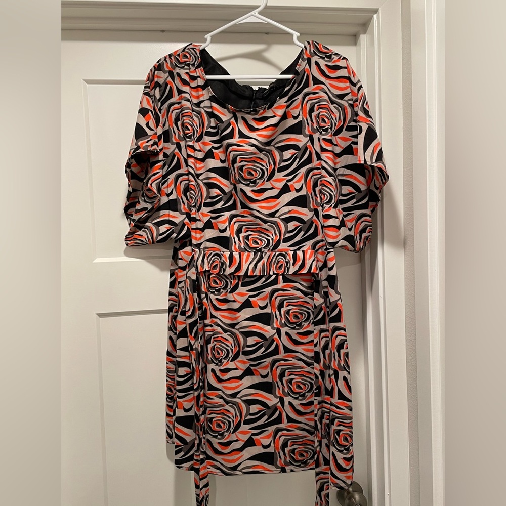 Women’s dress